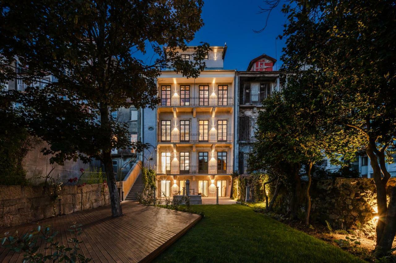 Menina Colina Guesthouse OOporto Esterno foto