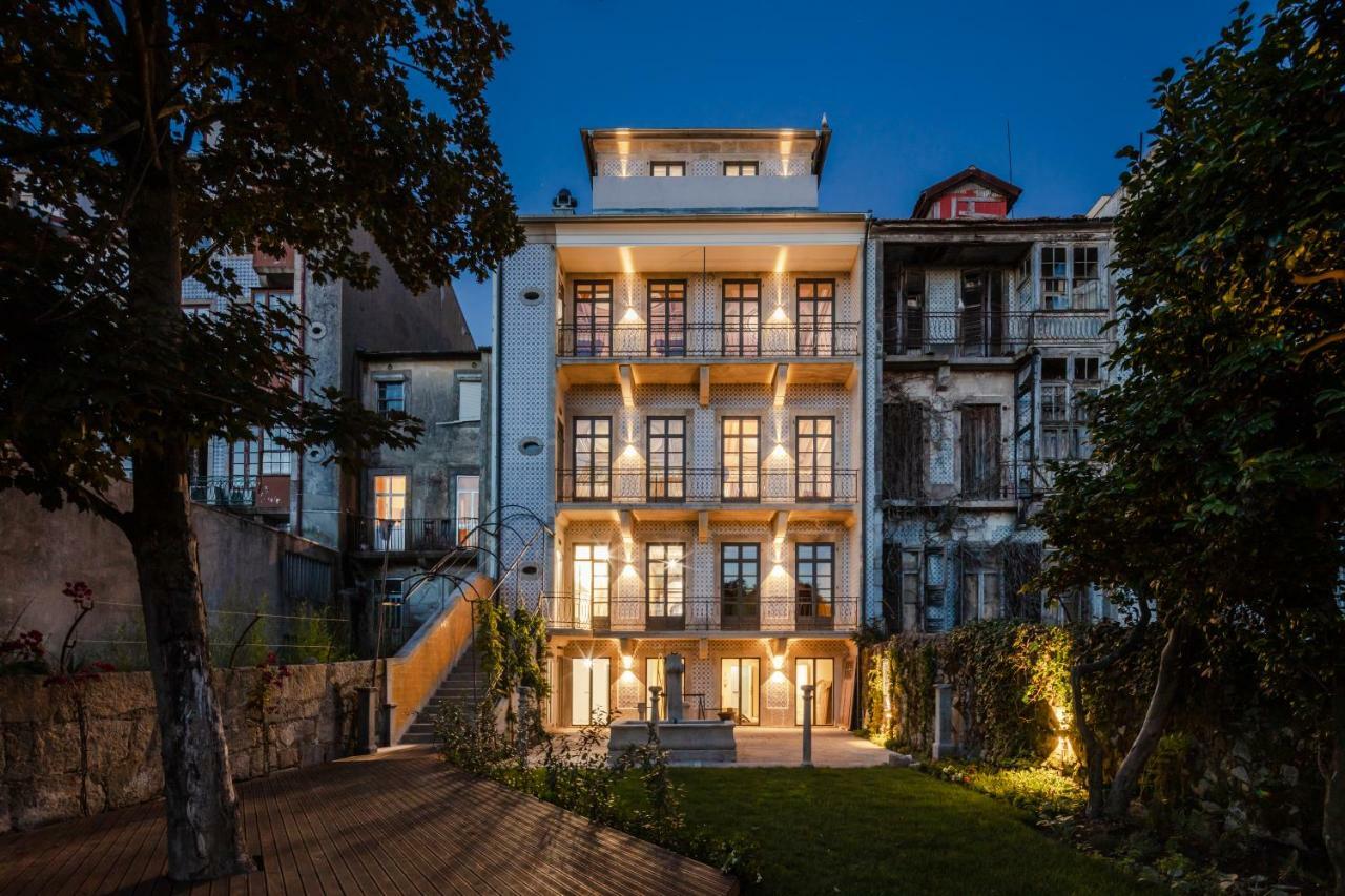 Menina Colina Guesthouse OOporto Esterno foto